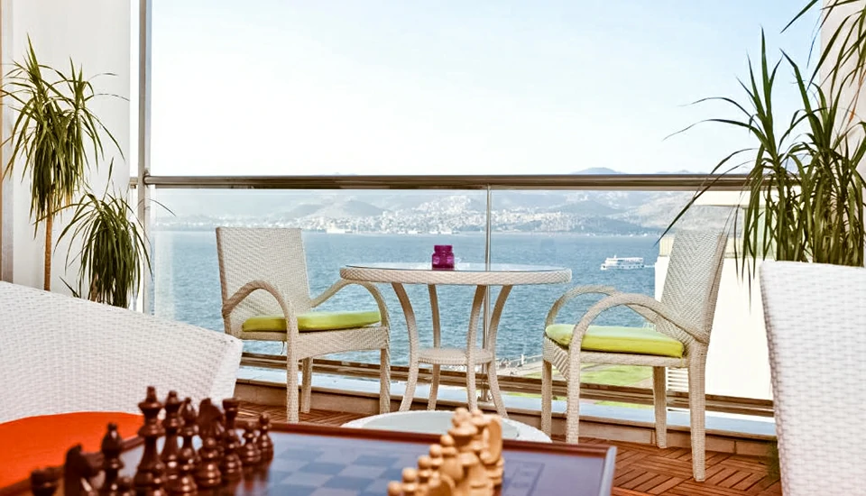 هتل ازمیر پالاس